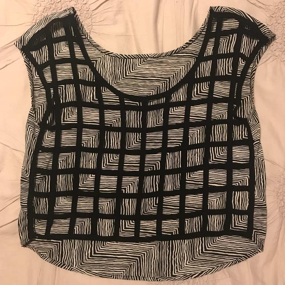 Backless/Reversible Crop Top - Picture 3 of 5